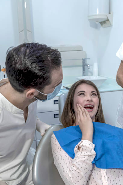 Best Dentist for Tooth Abscess  in Terra Alta, WV